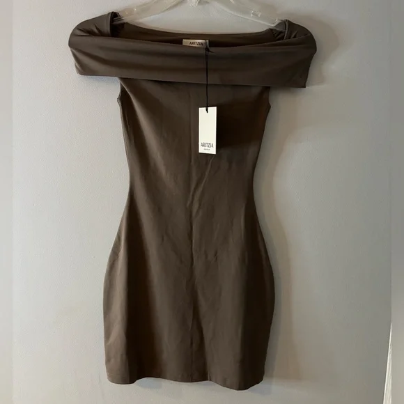 NWT Aritzia Taupe Off-Shoulder Mini Dress - Picture 2 of 5